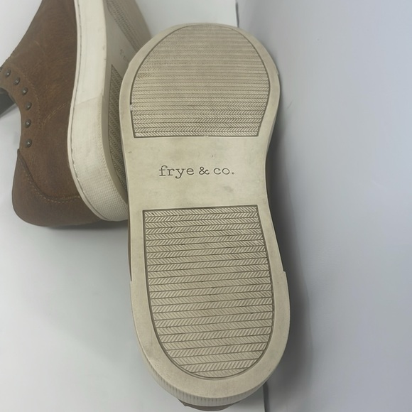 Frye & Co. Brown Leather Antique Gold Zipper Studded Sneakers Size 7